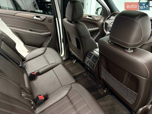 Белый Мерседес ГЛС-Класс, объемом двигателя 2.99 л и пробегом 100 тыс. км за 49999 $, фото 41 на Automoto.ua