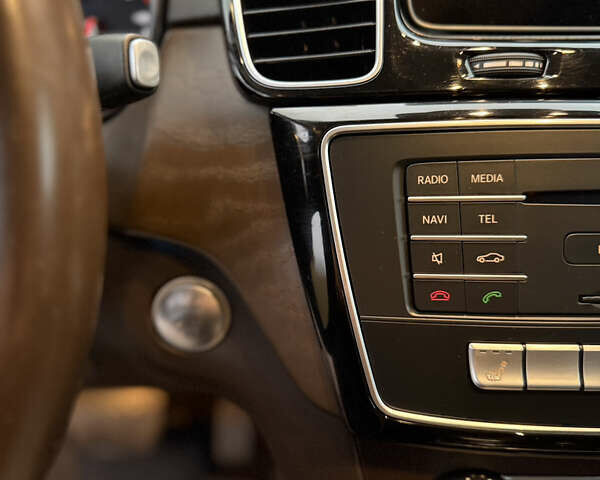 Белый Мерседес ГЛС-Класс, объемом двигателя 2.99 л и пробегом 147 тыс. км за 48700 $, фото 44 на Automoto.ua