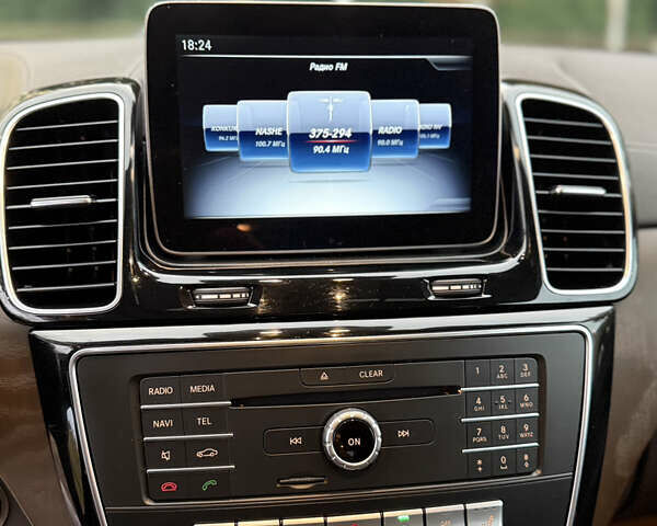 Белый Мерседес ГЛС-Класс, объемом двигателя 2.99 л и пробегом 147 тыс. км за 48700 $, фото 35 на Automoto.ua