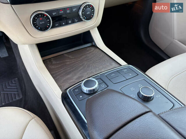 Білий Мерседес ГЛС-Класс, об'ємом двигуна 3 л та пробігом 225 тис. км за 40800 $, фото 24 на Automoto.ua