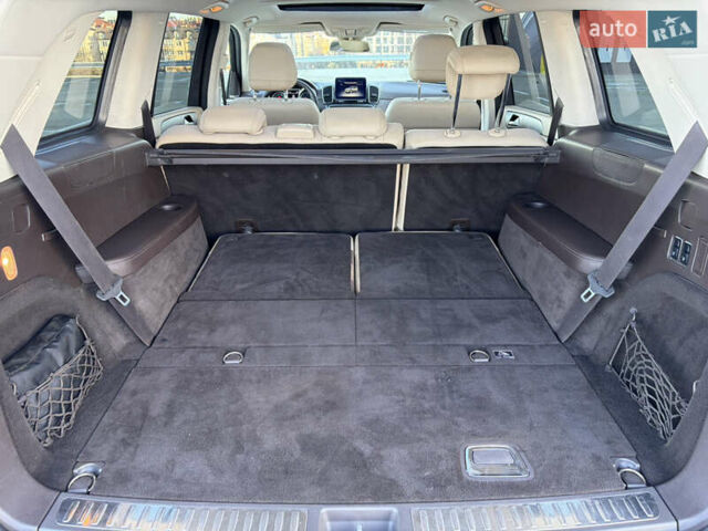 Білий Мерседес ГЛС-Класс, об'ємом двигуна 3 л та пробігом 225 тис. км за 40800 $, фото 46 на Automoto.ua