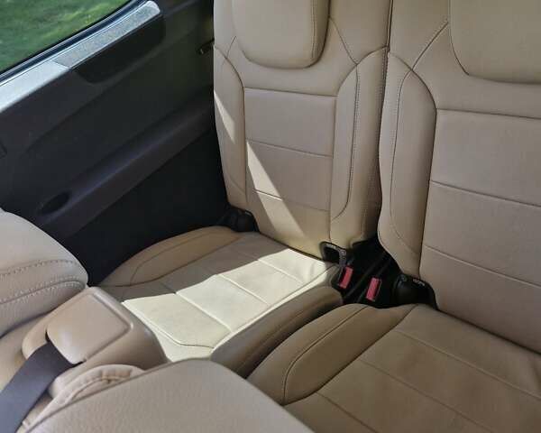 Білий Мерседес ГЛС-Класс, об'ємом двигуна 2.99 л та пробігом 137 тис. км за 40000 $, фото 3 на Automoto.ua