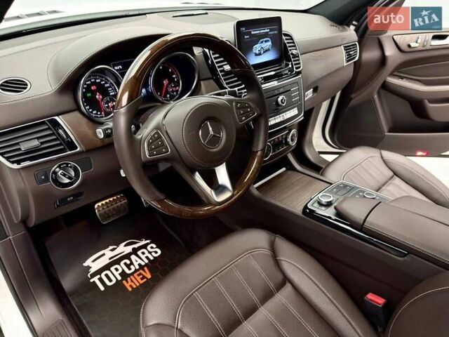 Белый Мерседес ГЛС-Класс, объемом двигателя 2.99 л и пробегом 100 тыс. км за 49999 $, фото 19 на Automoto.ua