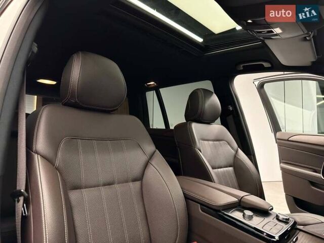 Белый Мерседес ГЛС-Класс, объемом двигателя 2.99 л и пробегом 100 тыс. км за 49999 $, фото 47 на Automoto.ua