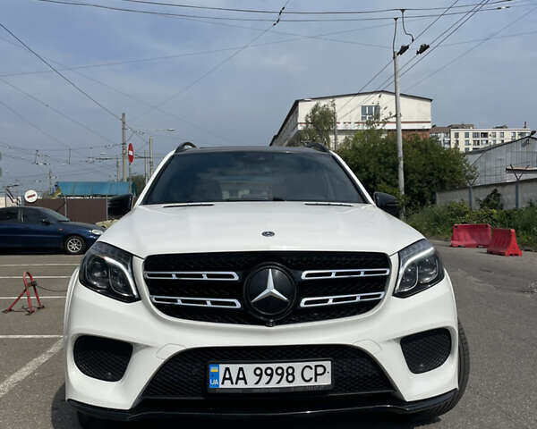 Белый Мерседес ГЛС-Класс, объемом двигателя 2.99 л и пробегом 137 тыс. км за 44100 $, фото 1 на Automoto.ua