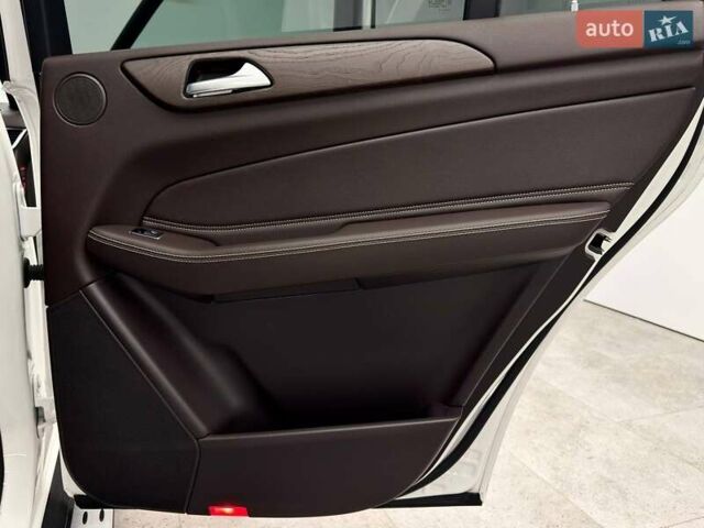 Белый Мерседес ГЛС-Класс, объемом двигателя 2.99 л и пробегом 100 тыс. км за 49999 $, фото 38 на Automoto.ua