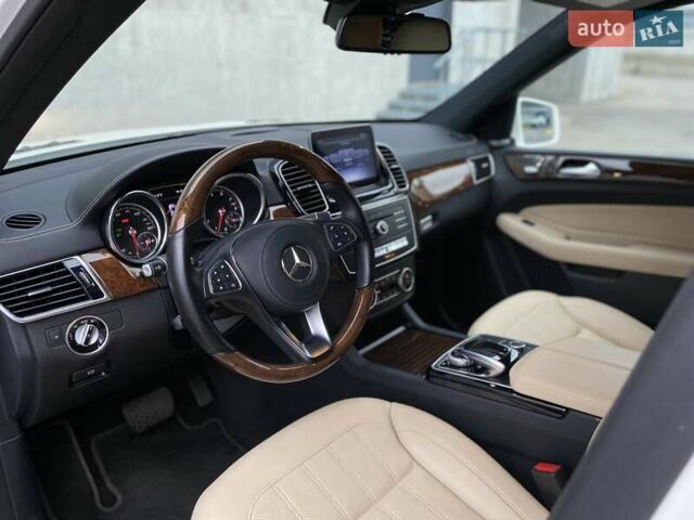 Белый Мерседес ГЛС-Класс, объемом двигателя 3 л и пробегом 125 тыс. км за 36700 $, фото 12 на Automoto.ua