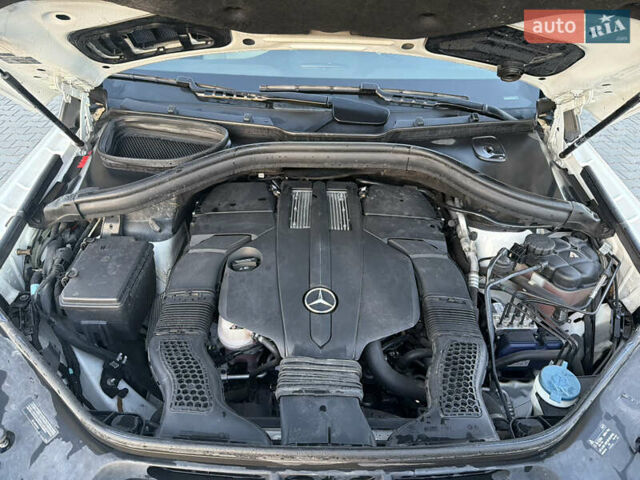 Белый Мерседес ГЛС-Класс, объемом двигателя 3 л и пробегом 79 тыс. км за 42000 $, фото 15 на Automoto.ua