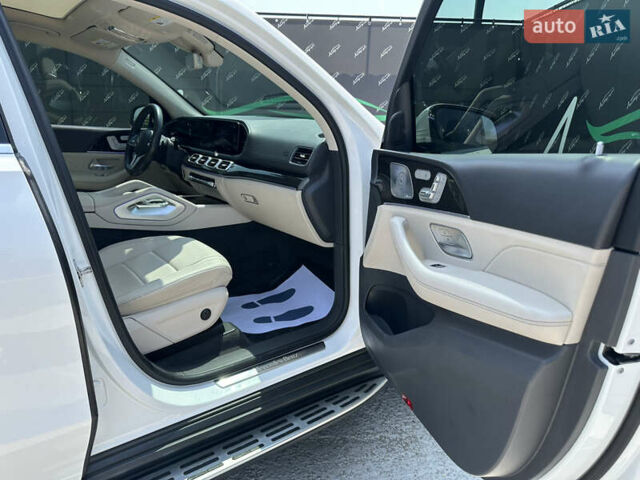 Белый Мерседес ГЛС-Класс, объемом двигателя 3 л и пробегом 139 тыс. км за 56999 $, фото 38 на Automoto.ua