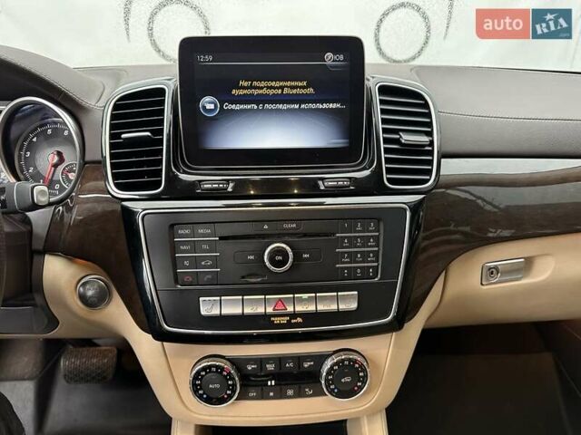 Белый Мерседес ГЛС-Класс, объемом двигателя 3 л и пробегом 80 тыс. км за 39900 $, фото 27 на Automoto.ua