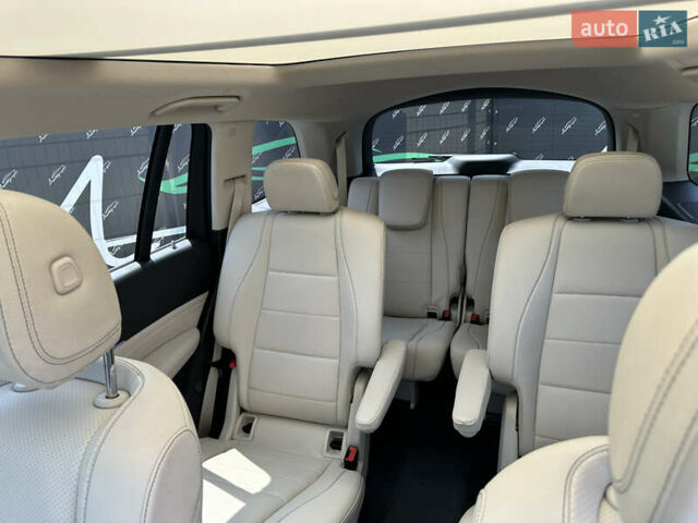 Белый Мерседес ГЛС-Класс, объемом двигателя 3 л и пробегом 139 тыс. км за 56999 $, фото 17 на Automoto.ua