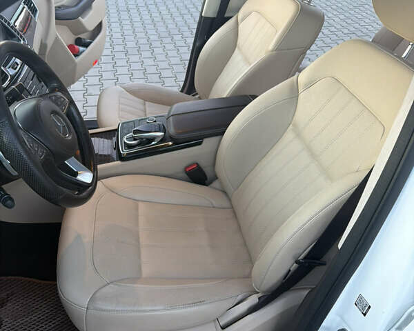 Белый Мерседес ГЛС-Класс, объемом двигателя 3 л и пробегом 79 тыс. км за 42000 $, фото 32 на Automoto.ua