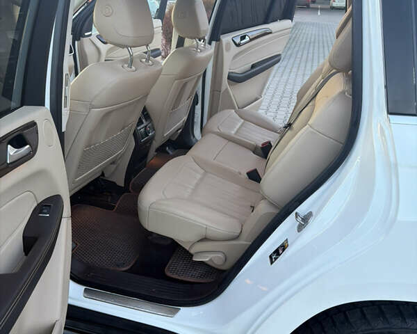 Белый Мерседес ГЛС-Класс, объемом двигателя 3 л и пробегом 79 тыс. км за 42000 $, фото 30 на Automoto.ua