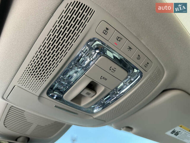 Белый Мерседес ГЛС-Класс, объемом двигателя 3 л и пробегом 139 тыс. км за 56999 $, фото 16 на Automoto.ua