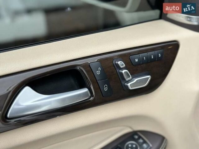 Белый Мерседес ГЛС-Класс, объемом двигателя 3 л и пробегом 80 тыс. км за 39900 $, фото 17 на Automoto.ua