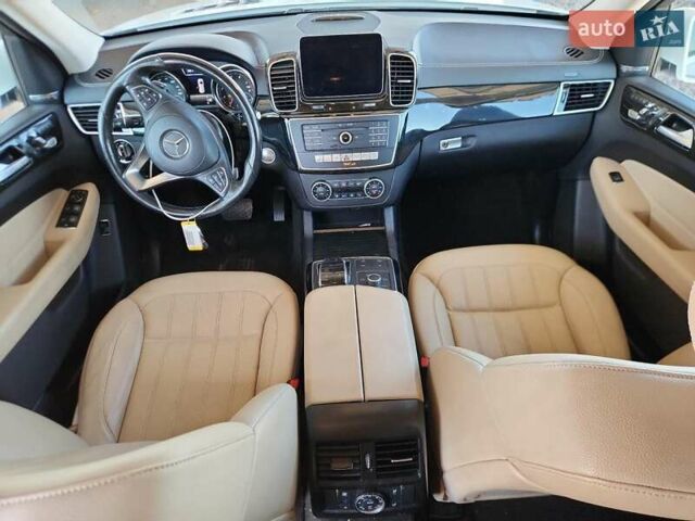 Білий Мерседес ГЛС-Класс, об'ємом двигуна 3 л та пробігом 91 тис. км за 8000 $, фото 6 на Automoto.ua