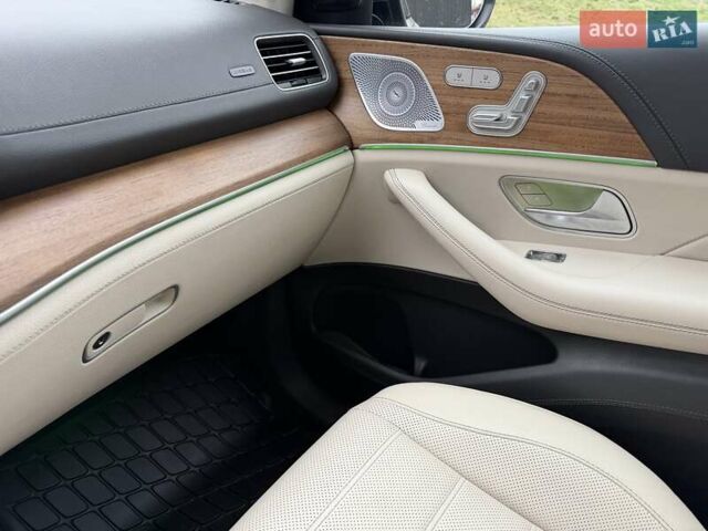 Белый Мерседес ГЛС-Класс, объемом двигателя 2.93 л и пробегом 155 тыс. км за 66900 $, фото 61 на Automoto.ua