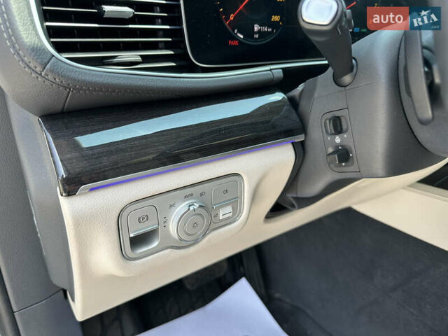 Белый Мерседес ГЛС-Класс, объемом двигателя 3 л и пробегом 139 тыс. км за 56999 $, фото 10 на Automoto.ua