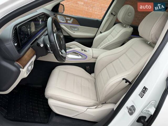 Белый Мерседес ГЛС-Класс, объемом двигателя 2.93 л и пробегом 155 тыс. км за 66900 $, фото 18 на Automoto.ua