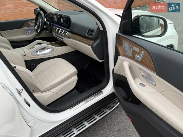 Белый Мерседес ГЛС-Класс, объемом двигателя 2.93 л и пробегом 155 тыс. км за 66900 $, фото 34 на Automoto.ua