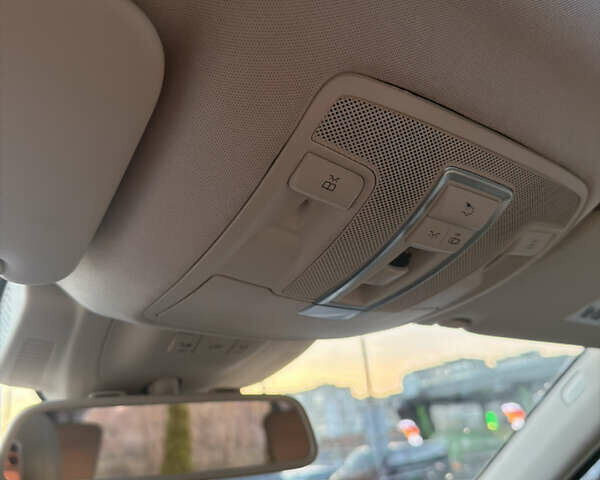 Белый Мерседес ГЛС-Класс, объемом двигателя 3 л и пробегом 79 тыс. км за 42000 $, фото 33 на Automoto.ua