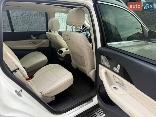 Белый Мерседес ГЛС-Класс, объемом двигателя 3 л и пробегом 135 тыс. км за 49000 $, фото 18 на Automoto.ua