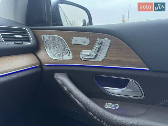 Белый Мерседес ГЛС-Класс, объемом двигателя 2.93 л и пробегом 99 тыс. км за 77900 $, фото 91 на Automoto.ua