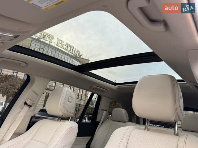 Мерседес ГЛС-Класс 2021 у Києві на Automoto.ua Білий Мерседес ГЛС-Класс, об'ємом двигуна 3 л та пробігом 136 тис. км за 64000 $, фото 33 на Automoto.ua
