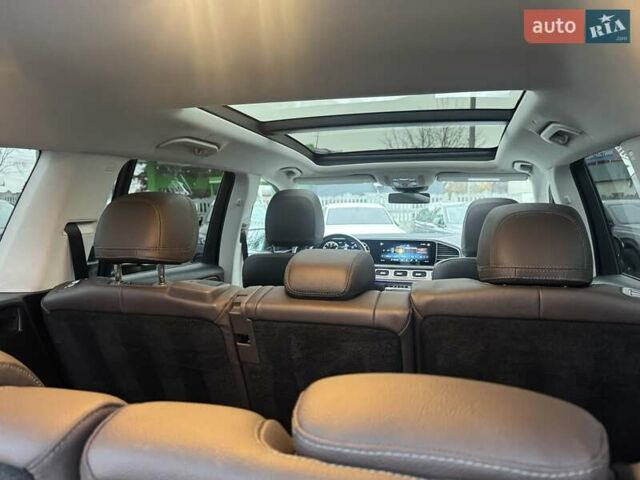 Белый Мерседес ГЛС-Класс, объемом двигателя 2.93 л и пробегом 99 тыс. км за 77900 $, фото 26 на Automoto.ua