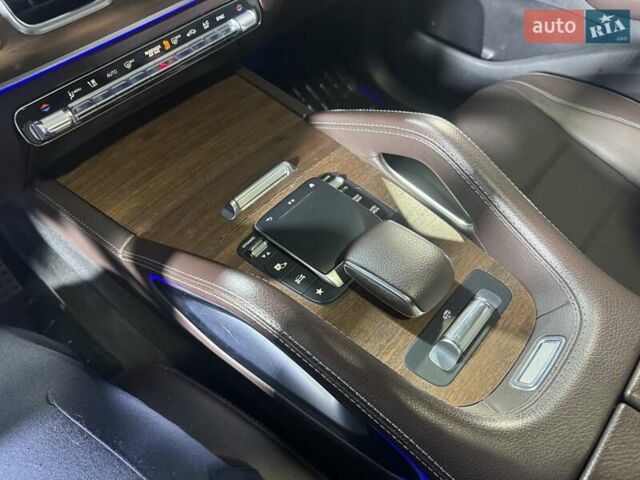 Белый Мерседес ГЛС-Класс, объемом двигателя 2.93 л и пробегом 99 тыс. км за 77900 $, фото 95 на Automoto.ua