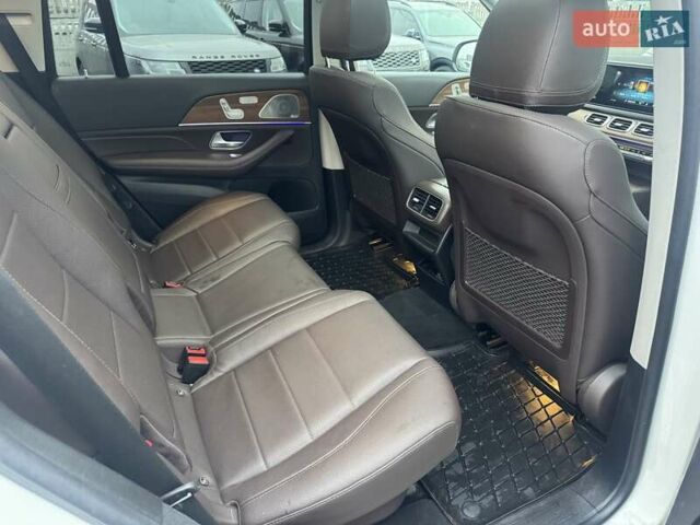 Белый Мерседес ГЛС-Класс, объемом двигателя 2.93 л и пробегом 99 тыс. км за 77900 $, фото 38 на Automoto.ua