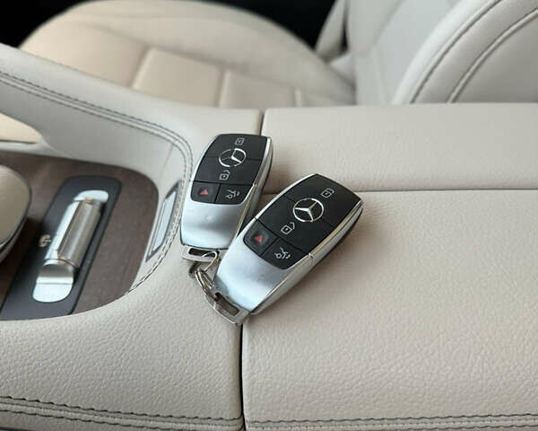 Мерседес ГЛС-Класс 2021 у Києві на Automoto.ua Білий Мерседес ГЛС-Класс, об'ємом двигуна 3 л та пробігом 136 тис. км за 64000 $, фото 43 на Automoto.ua