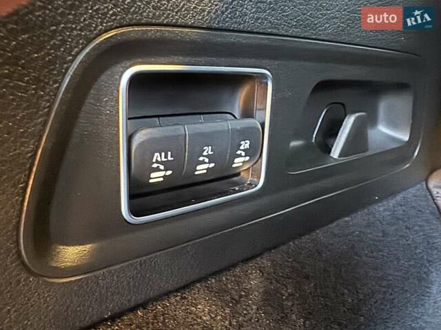 Белый Мерседес ГЛС-Класс, объемом двигателя 2.93 л и пробегом 99 тыс. км за 77900 $, фото 25 на Automoto.ua