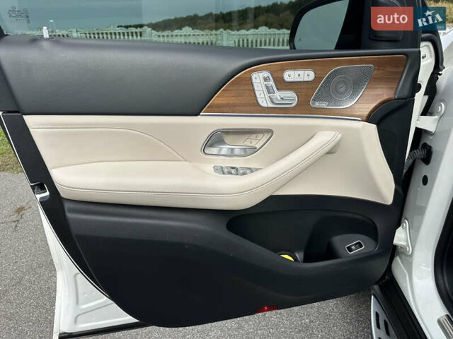 Білий Мерседес ГЛС-Класс, об'ємом двигуна 3 л та пробігом 57 тис. км за 84000 $, фото 31 на Automoto.ua