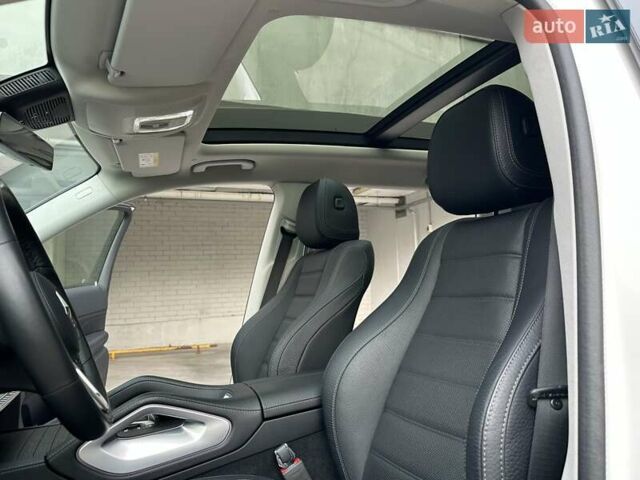 Білий Мерседес ГЛС-Класс, об'ємом двигуна 2.93 л та пробігом 17 тис. км за 98700 $, фото 63 на Automoto.ua