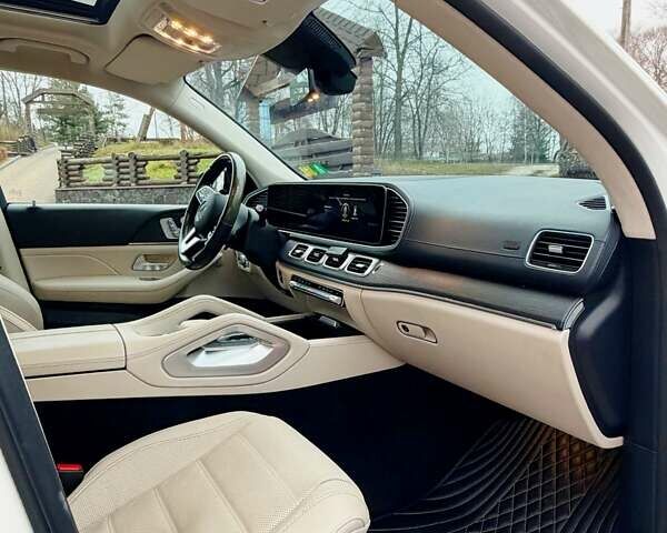 Білий Мерседес ГЛС-Класс, об'ємом двигуна 2.93 л та пробігом 105 тис. км за 102000 $, фото 5 на Automoto.ua