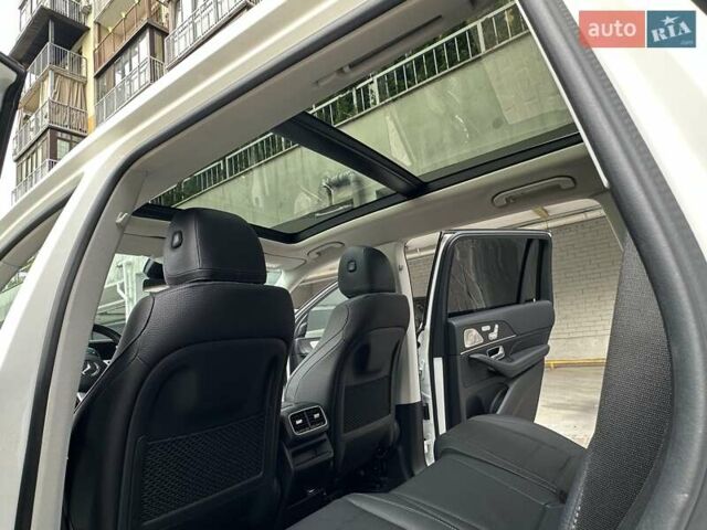 Білий Мерседес ГЛС-Класс, об'ємом двигуна 2.93 л та пробігом 17 тис. км за 98700 $, фото 57 на Automoto.ua