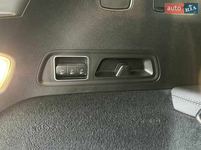 Білий Мерседес ГЛС-Класс, об'ємом двигуна 2.93 л та пробігом 17 тис. км за 98700 $, фото 66 на Automoto.ua