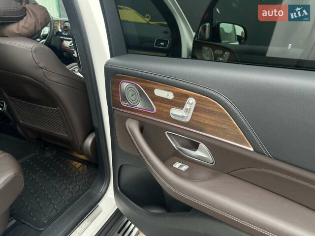 Белый Мерседес ГЛС-Класс, объемом двигателя 2.93 л и пробегом 23 тыс. км за 113000 $, фото 22 на Automoto.ua