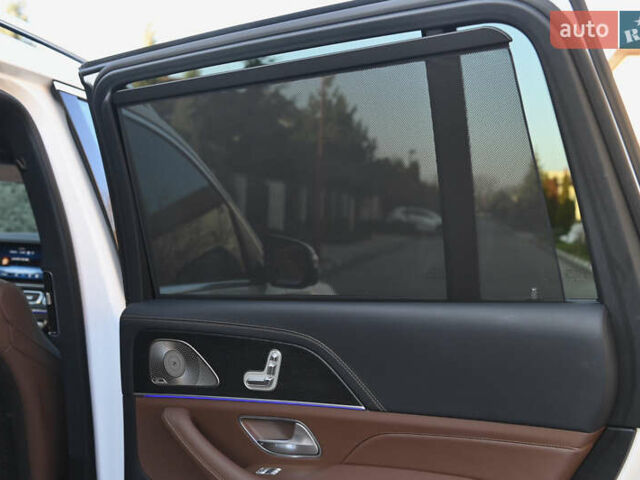 Белый Мерседес ГЛС-Класс, объемом двигателя 3 л и пробегом 17 тыс. км за 117999 $, фото 72 на Automoto.ua