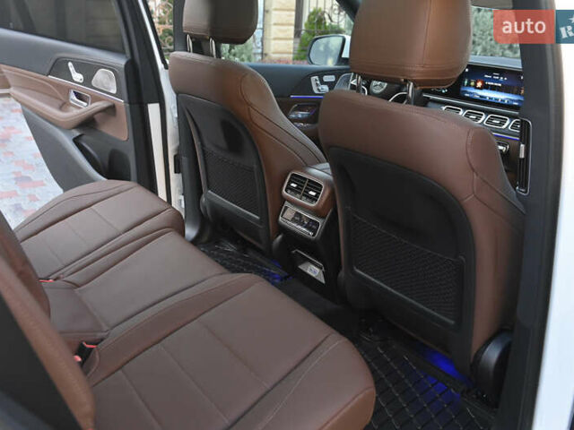 Белый Мерседес ГЛС-Класс, объемом двигателя 3 л и пробегом 17 тыс. км за 117999 $, фото 77 на Automoto.ua