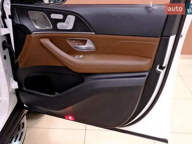 Білий Мерседес ГЛС-Класс, об'ємом двигуна 3 л та пробігом 16 тис. км за 129900 $, фото 52 на Automoto.ua