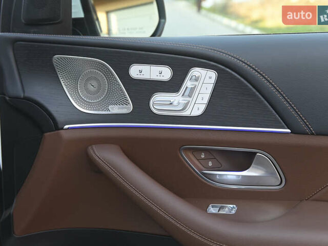 Белый Мерседес ГЛС-Класс, объемом двигателя 3 л и пробегом 17 тыс. км за 117999 $, фото 59 на Automoto.ua