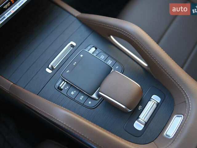 Белый Мерседес ГЛС-Класс, объемом двигателя 3 л и пробегом 17 тыс. км за 117999 $, фото 44 на Automoto.ua