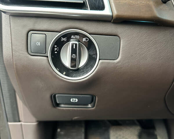 Чорний Мерседес ГЛС-Класс, об'ємом двигуна 4.66 л та пробігом 191 тис. км за 29700 $, фото 33 на Automoto.ua