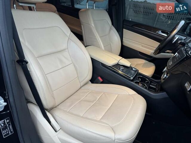 Черный Мерседес ГЛС-Класс, объемом двигателя 2.99 л и пробегом 176 тыс. км за 34900 $, фото 28 на Automoto.ua