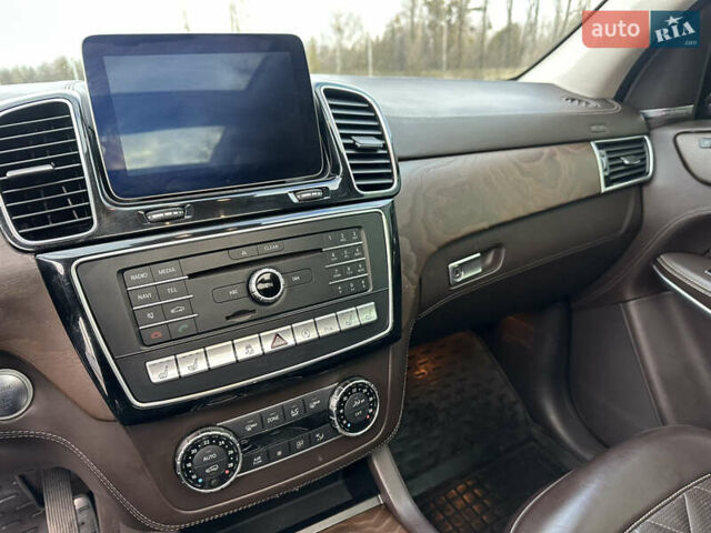 Чорний Мерседес ГЛС-Класс, об'ємом двигуна 4.66 л та пробігом 191 тис. км за 29700 $, фото 42 на Automoto.ua