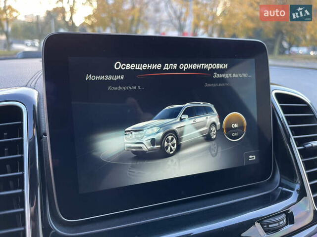 Чорний Мерседес ГЛС-Класс, об'ємом двигуна 4.66 л та пробігом 133 тис. км за 47999 $, фото 62 на Automoto.ua