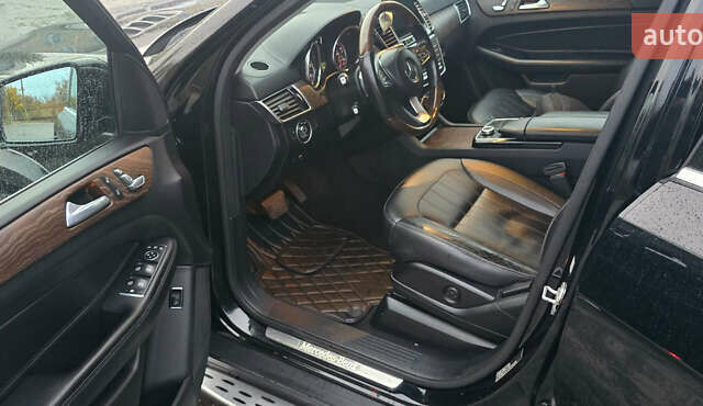 Чорний Мерседес ГЛС-Класс, об'ємом двигуна 2.99 л та пробігом 260 тис. км за 37000 $, фото 21 на Automoto.ua
