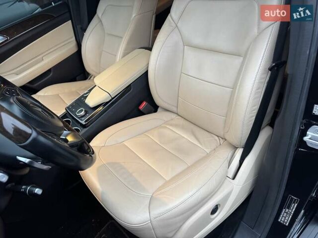 Черный Мерседес ГЛС-Класс, объемом двигателя 2.99 л и пробегом 176 тыс. км за 34900 $, фото 42 на Automoto.ua